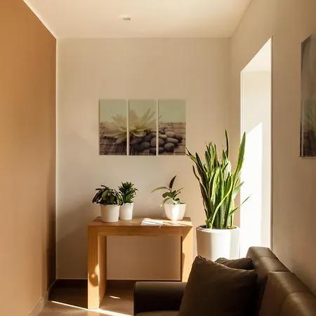 La Cicas Vacanze Apartment *